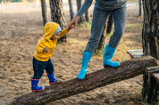 nature program for children in long island hiking with kids