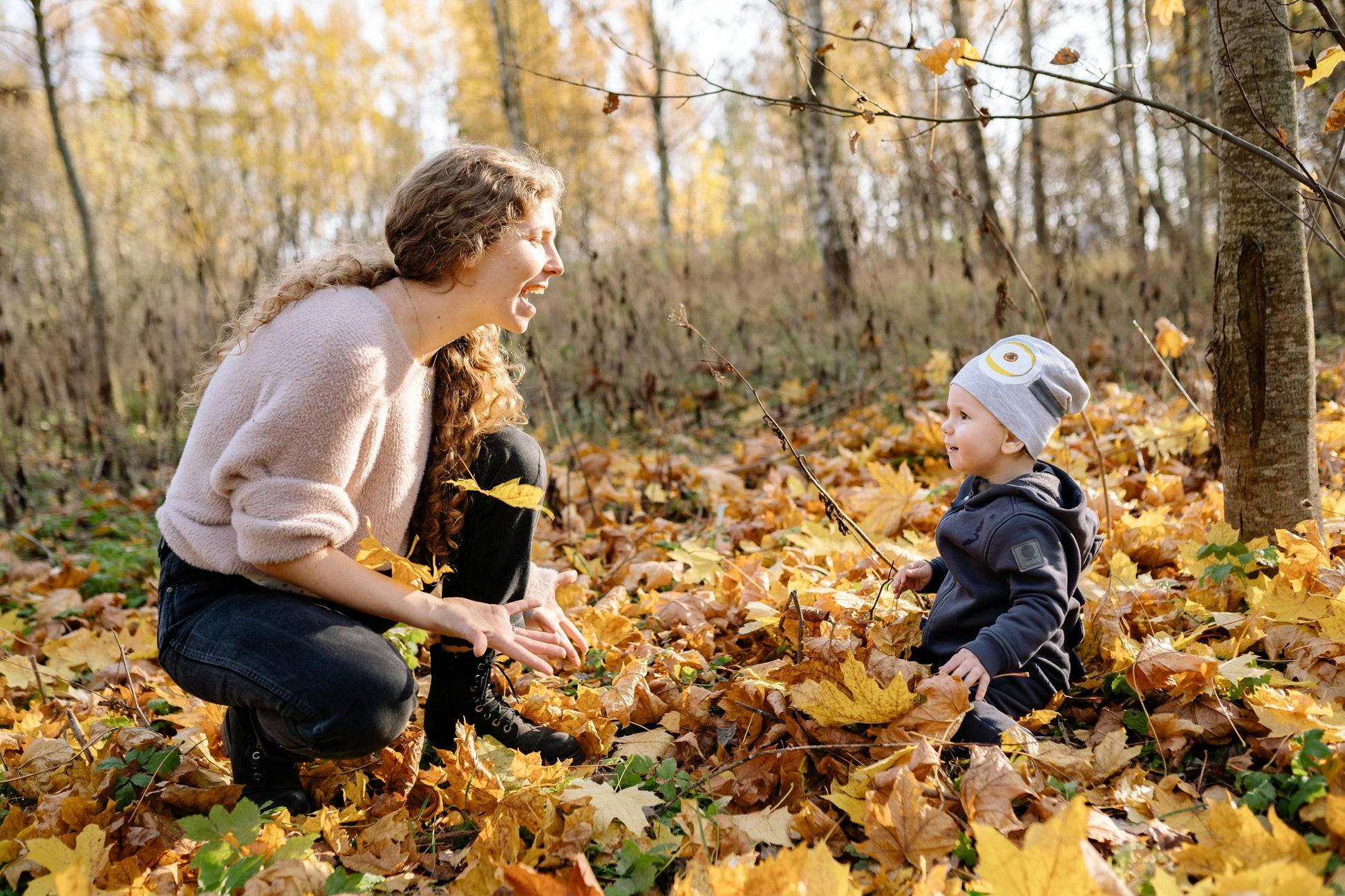 nature outdoor hiking program for kids